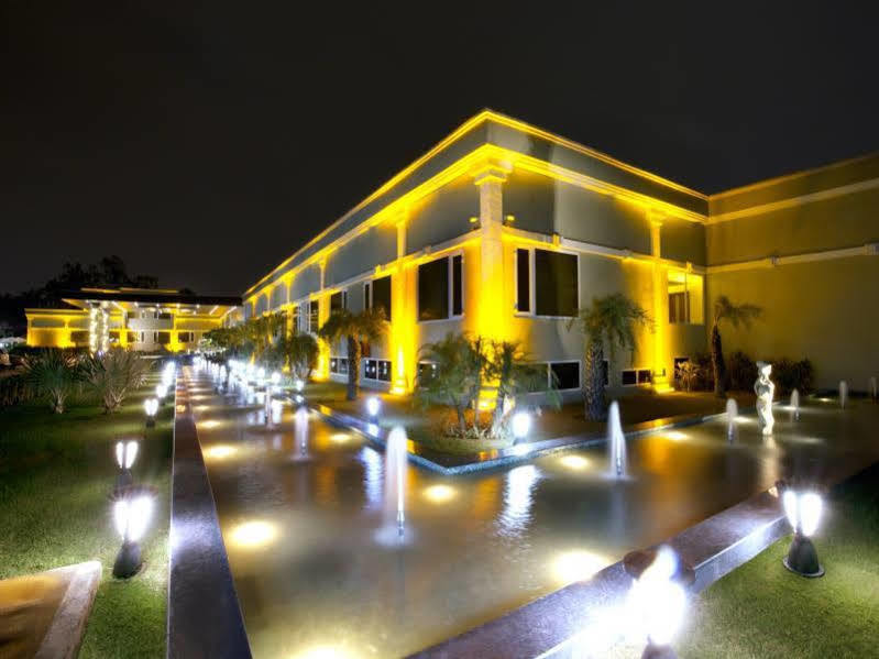 Atrio By Devam Hotel Gurgaon Luaran gambar