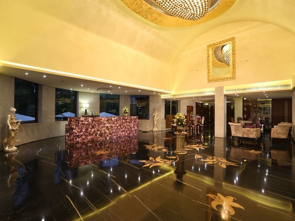Atrio By Devam Hotel Gurgaon Luaran gambar