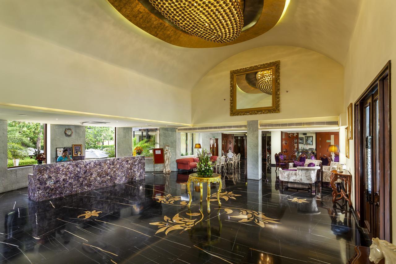 Atrio By Devam Hotel Gurgaon Luaran gambar